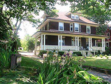 Lion's Head Bed & Breakfast