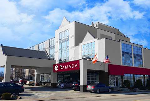 Ramada Niagara Falls by the River